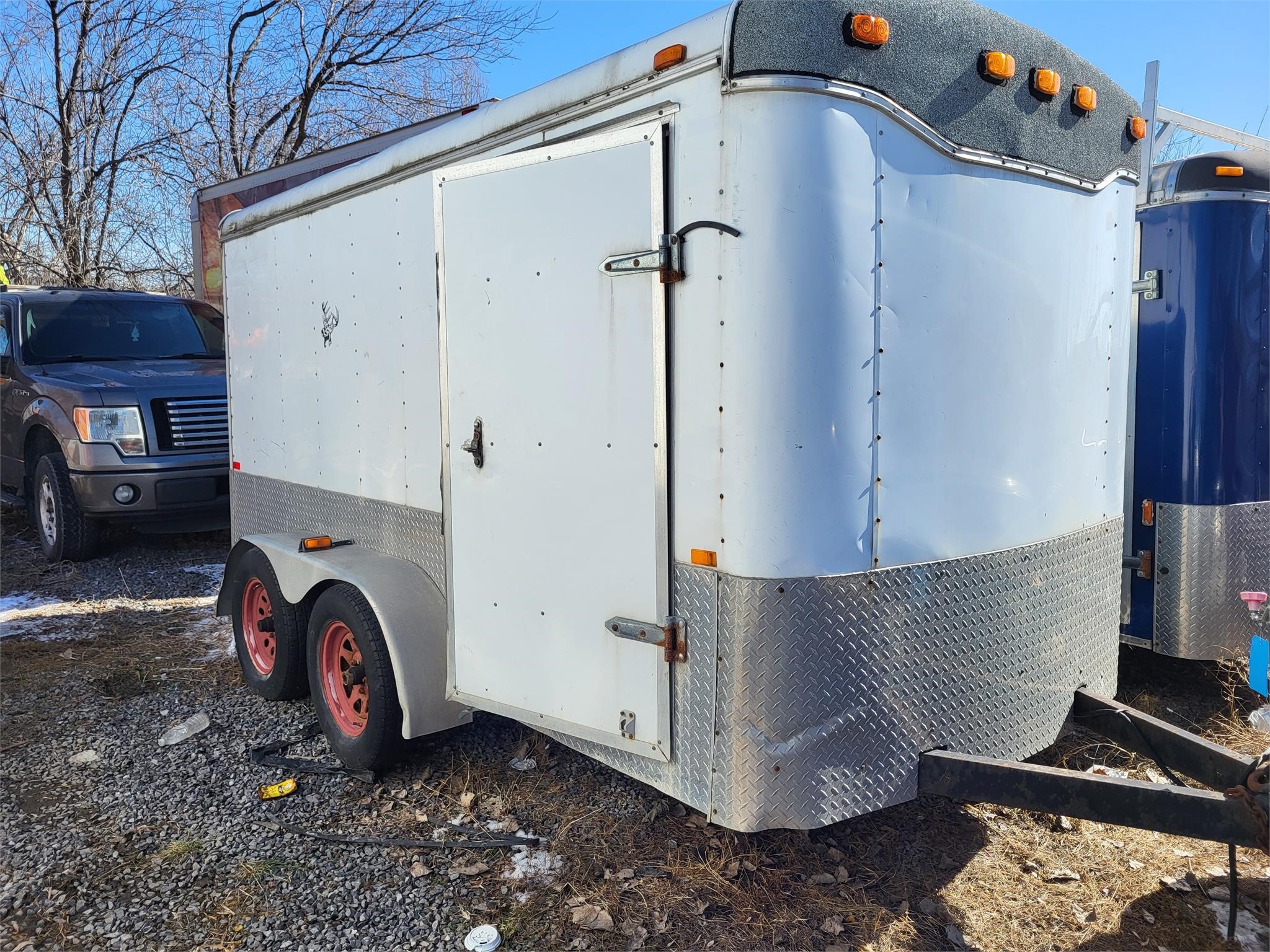 2001 Haulmark T/A Trailer