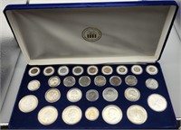 29 COIN SET INCLUDES 1900 MORGAN, 1922 PEACE,