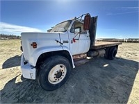 GMC 6500 Flatbed Truck (Parts)