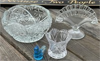 Pattern Glass & Fan Vase