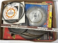 LARGE LOT OF ASSORTED SAW BLADES