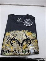 Realtree large t shirt