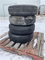ST205-75 R15 Trailer Tires On Rims