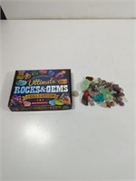 Scholastic Ultimate Rocks & Gems Collection Plus