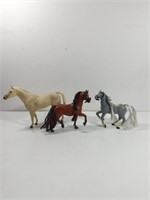 Breyer Horse And Lanyard  Horse's