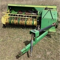 JD 346 Square Baler, twine tie