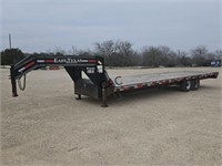 *2020 East Texas GC0230082 Gooseneck Trailer