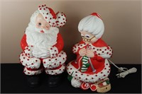 Mr & Mrs Claus w/ Red Lights (15" Tall) (Santa has