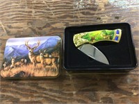 Deer Hunter pocket knife in tin box