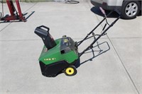 John Deere Snow Blower