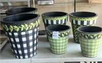 DECORATIVE FLOWER POTS