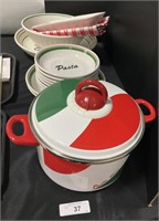 Ceramic Italian Style Pot & Ceramic Pasta Bowls.