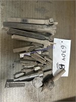 Assorted tool holders & tools & knurling tool