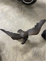Bronze style eagle statue 22" wide