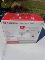 Singer Mending M1000 Sewing Machine New In Box