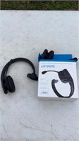 2 Blue parrot B450-XT Noise Canceling Headsets