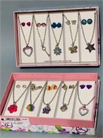 Piper jewelry new in box set necklace earrings