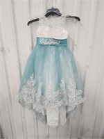 Size 3 years, girl party dress