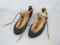 Nice pair LA Sportiva climbing shoes Italy ~ 44 1/