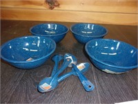 cinsa granitewear bowls and spoons
