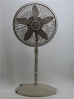 Lasko Oscillating Floor Fan
