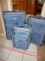 Delsey Light Weight Rolling 5pc Luggage Set