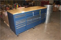 eighteen drawer rolling work/tool cabinet