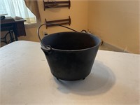 Antique Bean Pot Kettle 3 leg #7