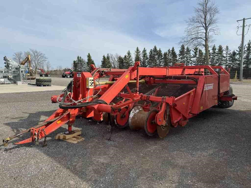 GRIMME RL3600 4 ROW WINDROWER WITH RIGHT HAND