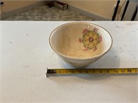 Vintage Ceramic Bakerite bowl