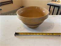 Antique USA 104 mixing bowl
