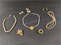 VTG Costume Jewelry Necklaces, Bracelets, Earrings