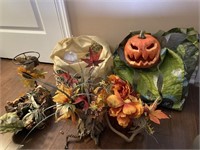 Lot of Fall/Hallowe'en Decor