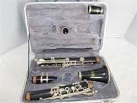 Simba Wood Clarinet with Case