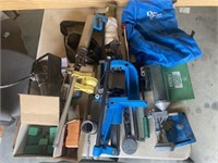 Tote of Reloading Tools/Press/Powder Measure,