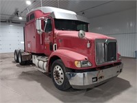 1998 International 9200 Sleeper Semi