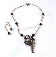 Artisian Black Necklace & Earring Set