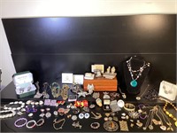 Vintage jewelry Lot