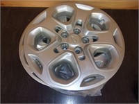 4 new hubcaps