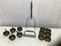 Vtg Metal baking Pan, measuring cups, utensils