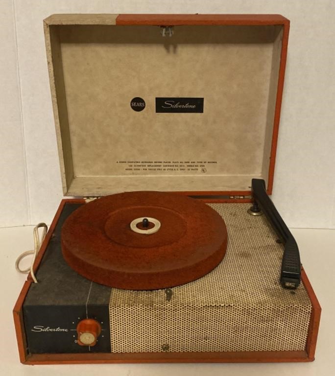 Silvertone Model 2252A Monaural Record Player
