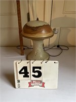 Pottery style table lamp