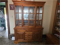 Lighted Glassfront China Cabinet [60×81×17]