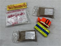 Field Dressing Kit & First Aid kits w/straps