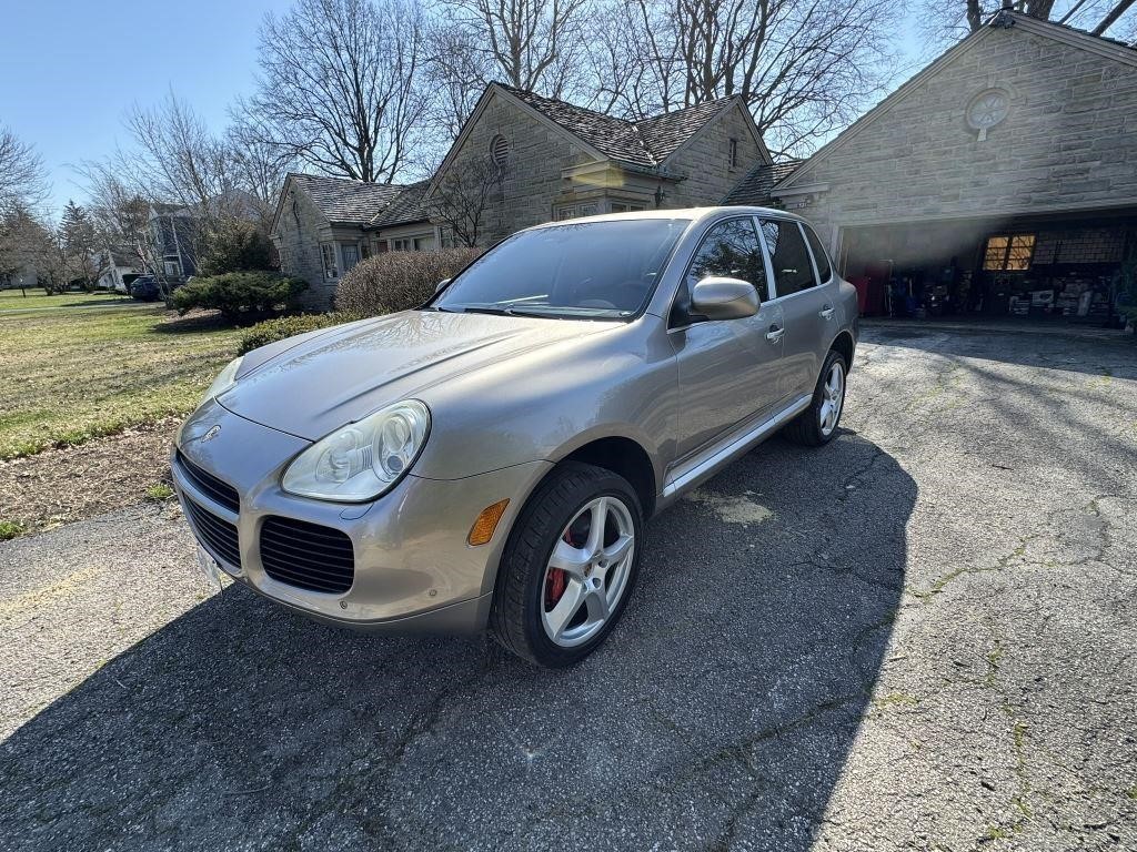 2004 Porsche Cayenne Turbo Sport Utility 4D