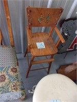 VINTAGE CHAIR FOR DOLLS