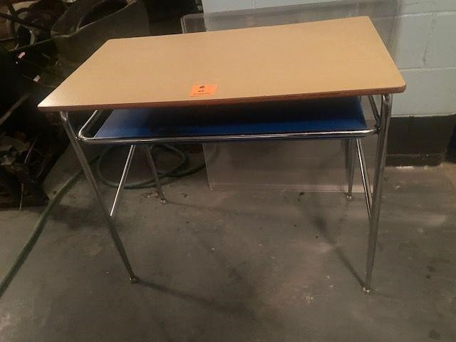 3' wide students desk, with lower shelf