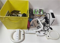 Wii Console w/ Games & Accessories