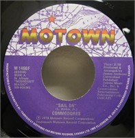 Commodores "Sail On" Record (7")