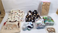 New Lot of 8 Baby Clothes & Accessories